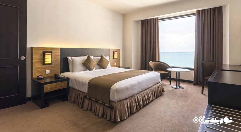 نمای تخت بزرگ سوئیت هتل