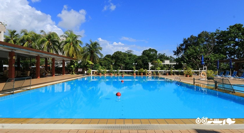 استخر روباز هتل کاپتورن ارکید پنانگ
