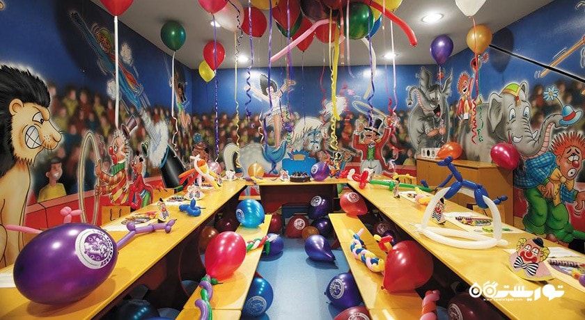کلاب کودکان هتل گلدن سندز ریزورت بای شانگری لا