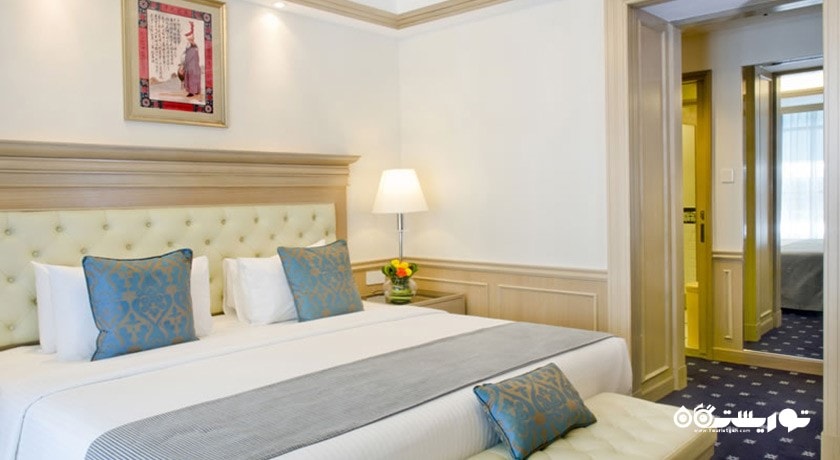 نمای تخت بزرگ اتاق سوپریور