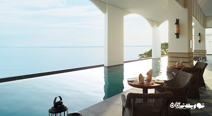 پول ساید تراس هتل ایسترن اورینتال