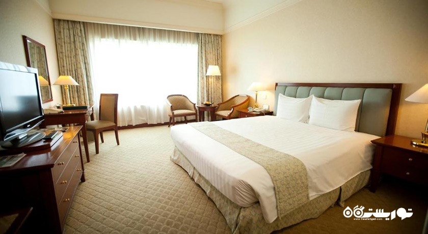 نمای تخت بزرگ اتاق سوپریور