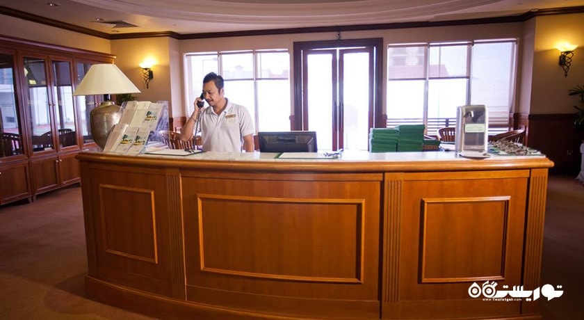 میز پذیرش هتل اورگرین لورل پنانگ