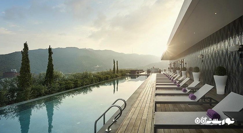 استخر روباز هتل جی کالوی