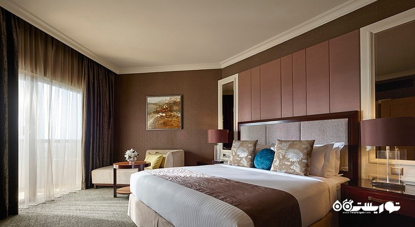 نمای تخت بزرگ سوئیت پرزیدنشال