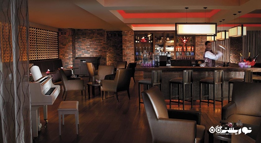 فرینگی بار هتل شانگری لاز راسا ساینگ ریزورت اند اسپا