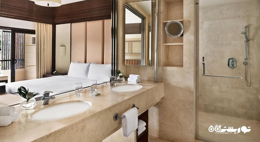 حمام و سرویس بهداشتی اتاق ها