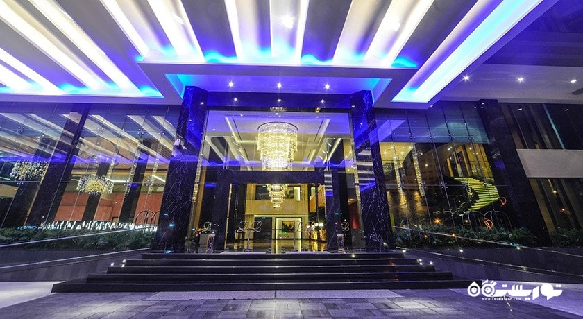 درب ورودی هتل لایت پنانگ