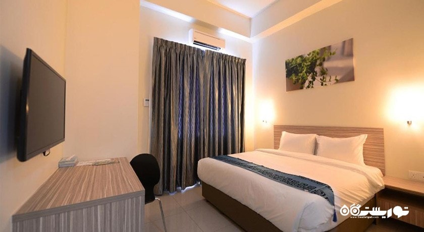 نمای تخت بزرگ اتاق دلوکس