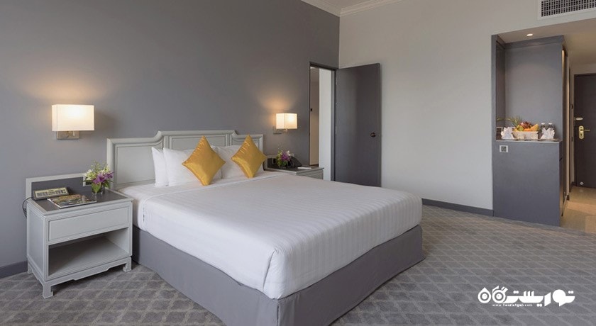 نمای تخت بزرگ سوئیت اگزکیوتیو