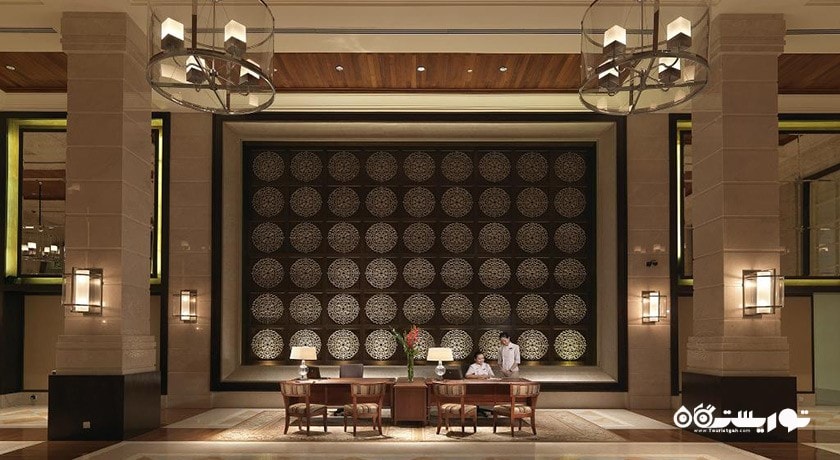 میز پذیرش هتل دانا لنکاوی