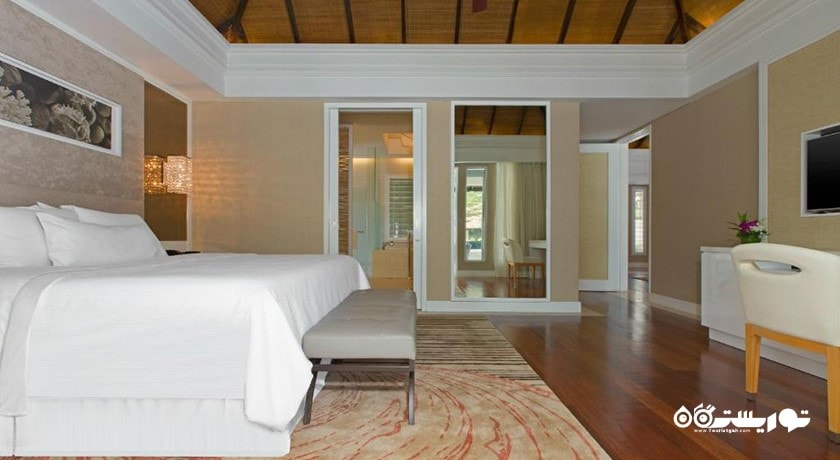 نمای تخت بزرگ ویلا دوخوابه