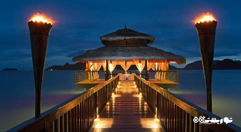 چشم انداز زیبای رستوران فلوت