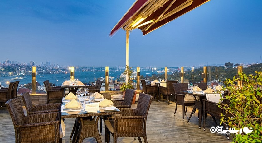 محوطه فضای باز رستوران کولیناری