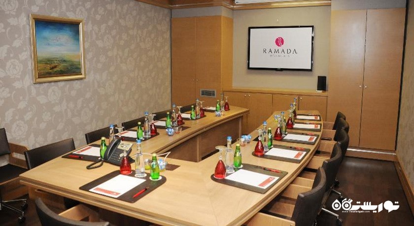 اتاق برگزاری جلسات در هتل