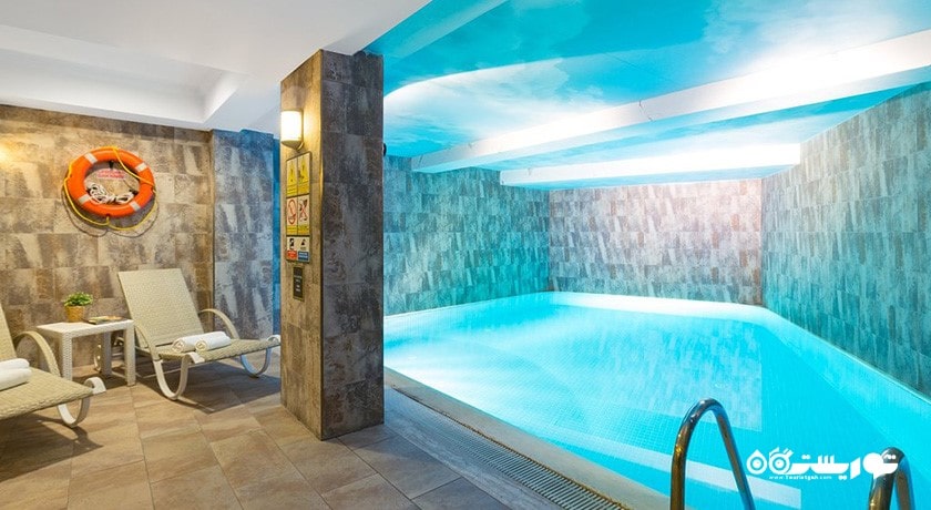 استخر سرپوشیده هتل سیرکجی منشن