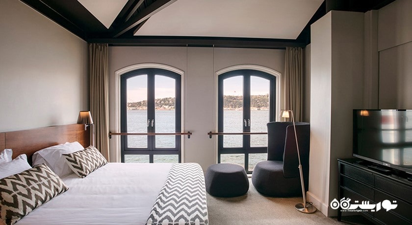 نمای تخت بزرگ سوئیت اگزکیوتیو