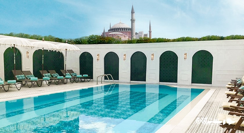 استخر روباز هتل سورا ایصوفیا