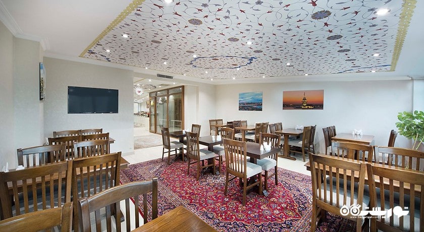 نمای رستوران هتل ورلد هریتیج