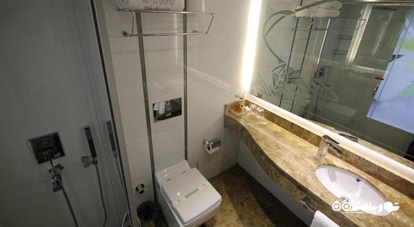 حمام و سرویس بهداشتی اتاق ها