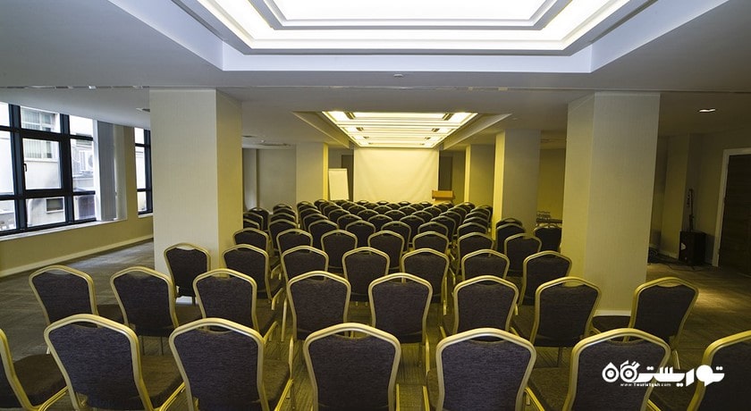 سالن برگزاری جلسات در هتل