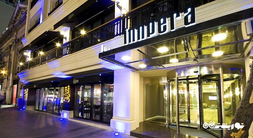 درب ورودی هتل این پرا