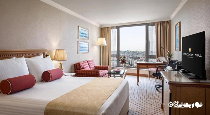 نمای تخت بزرگ سوئیت کلاب