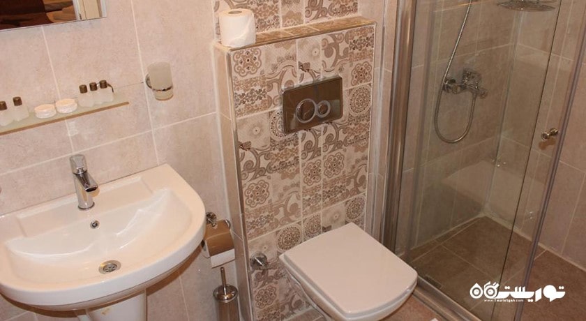 حمام و سرویس بهداشتی اتاق ها