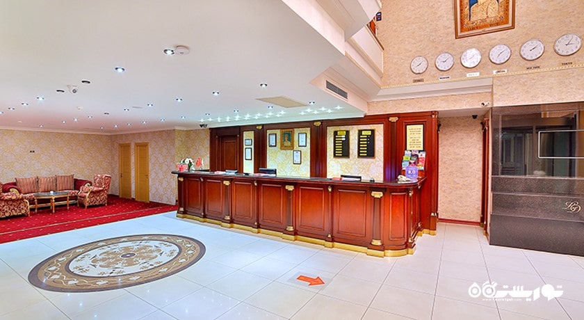 میز پذیرش هتل لیدی دایانا