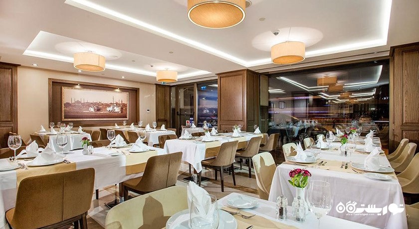 رستوران مارس هتل نیدیا گالاپورت