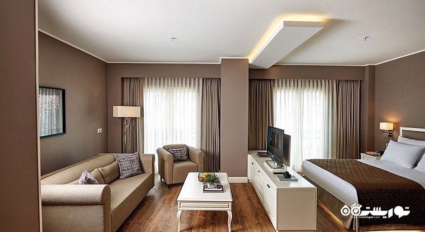 نمای تخت بزرگ سوئیت کرنر