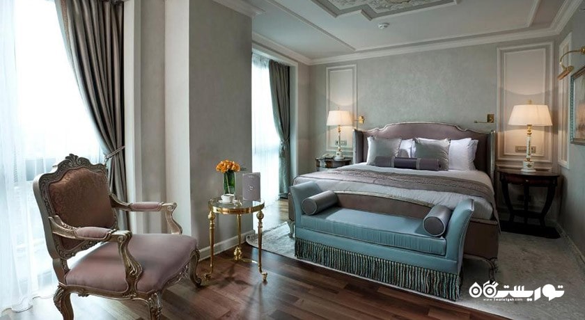 نمای تخت بزرگ اتاق پرمیوم