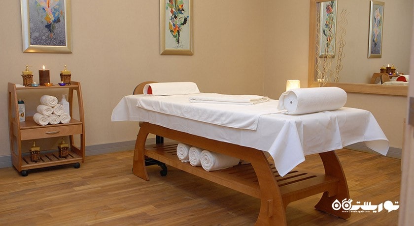 تخت ماساژ مرکز سلامتی و اسپا