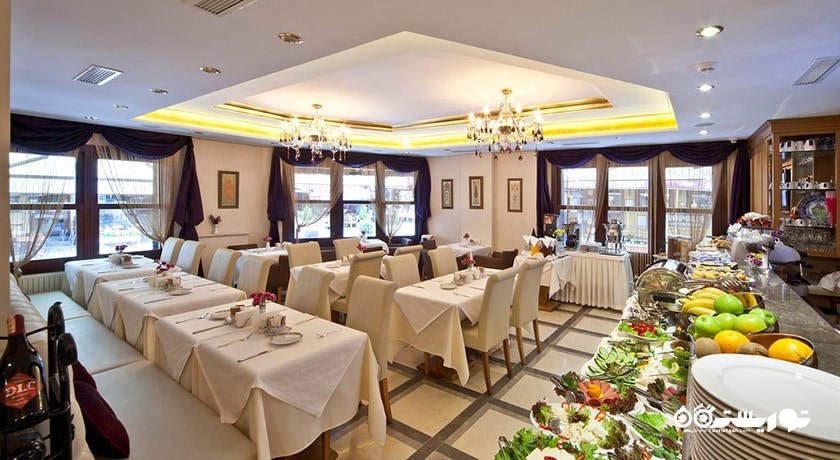 نمای رستوران هتل جی ال کی آکروپل پرمیر