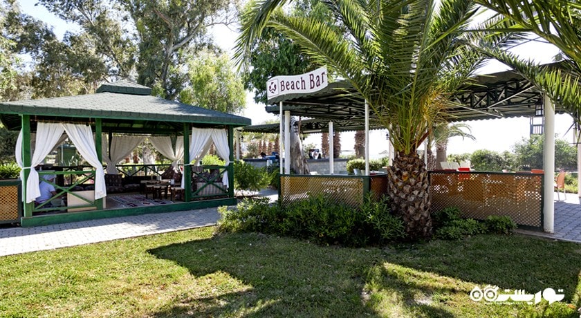 بار ساحلی هتل ریچموند افسوس ریزورت	