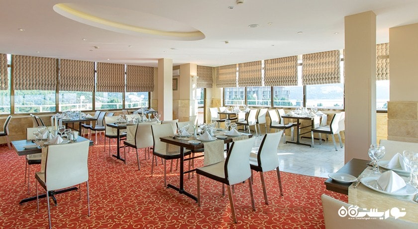 رستوران آرتمیس هتل ریچموند افسوس ریزورت	