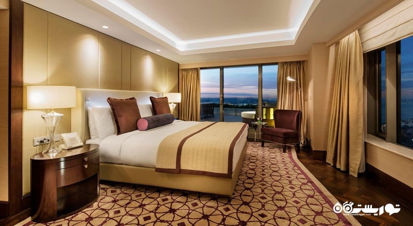 نمای تخت بزرگ سوئیت پرزیدنشال