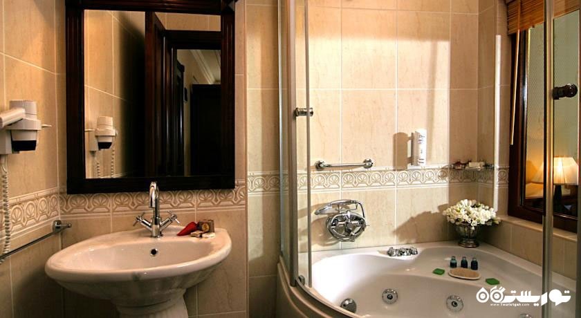 حمام و سرویس بهداشتی اتاق ها
