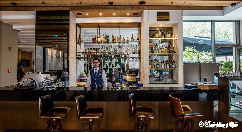 بار لابی هتل دوسو دوسی دان تان