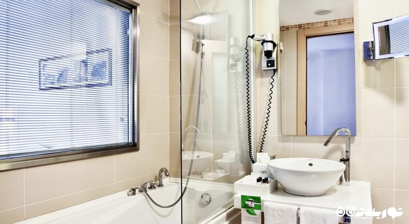 حمام و سرویس بهداشتی اتاق ها