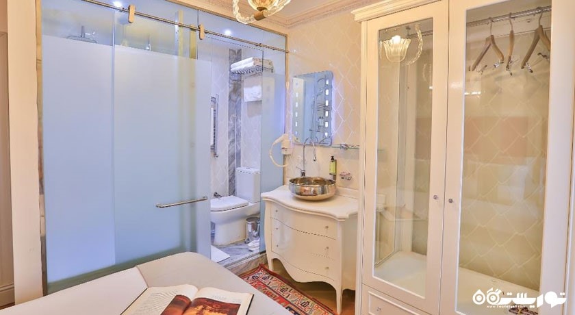 حمام و سرویس بهداشتی سوئیت یک خوابه
