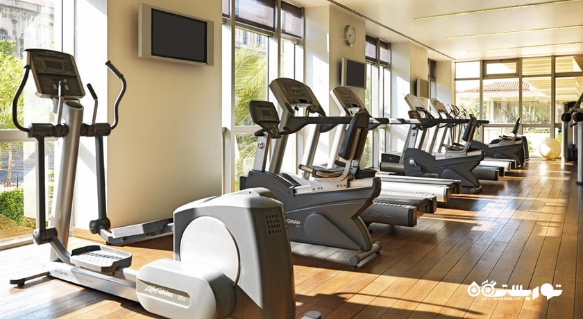 سالن ورزشی هتل گرند حیات