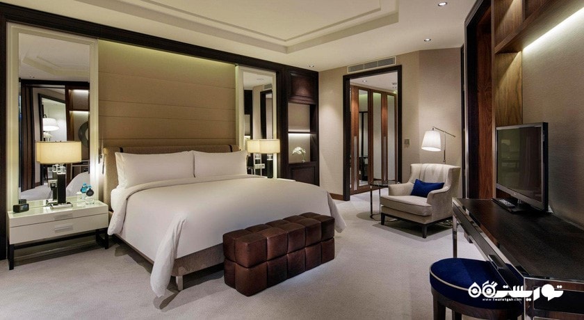 نمای تخت بزرگ سوئیت اگزکیوتیو