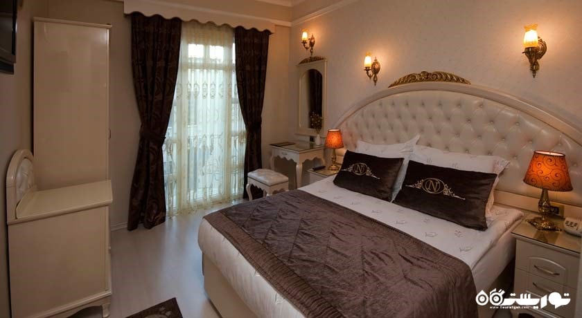 تخت بزرگ اتاق استاندارد