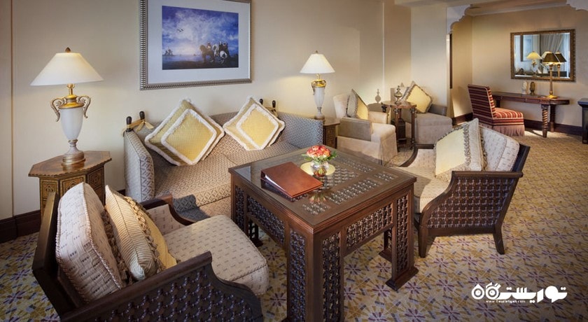 محوطه نشیمن ویلای سه خوابه