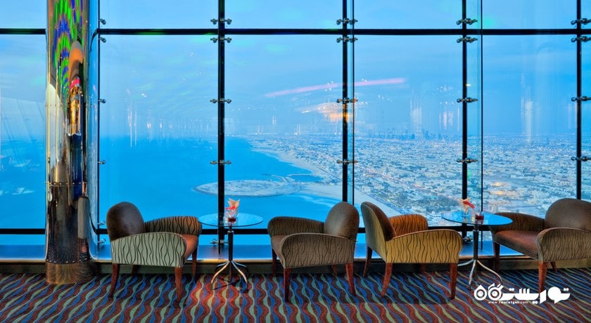 چشم انداز زیبای بار اسکای ویو