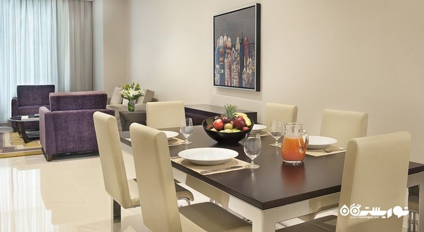 میز غذاخوری سوئیت یک خوابه