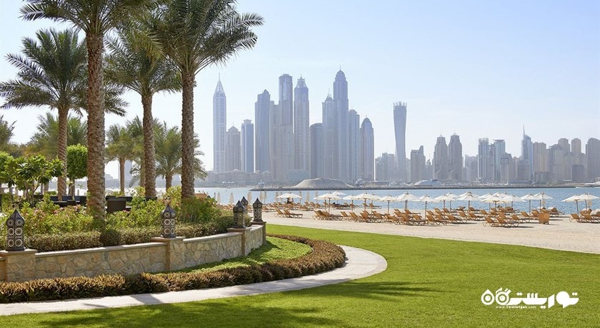 محوطه فضای سبز  هتل فرمونت د پالم دبی