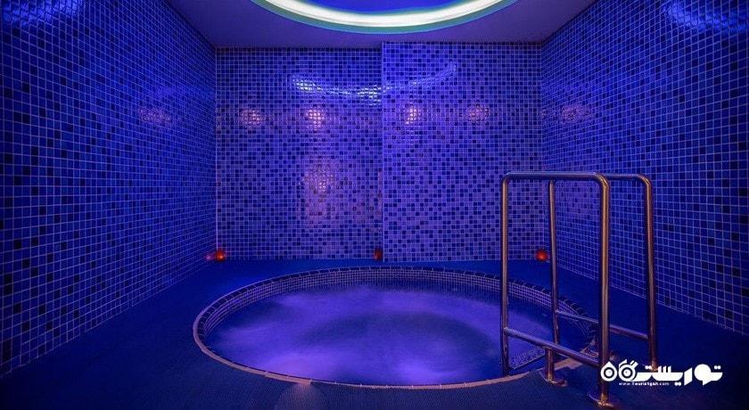 جکوزی مرکز سلامتی و اسپا