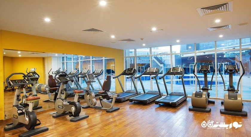 تردمیل های سالن ورزشی هتل